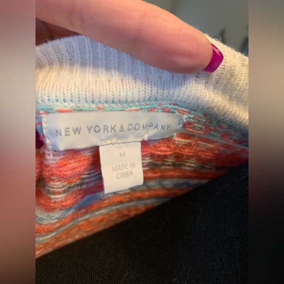 New York and Company Women’s/Ladies sweater, size medium, multi color - Picture 10 of 11